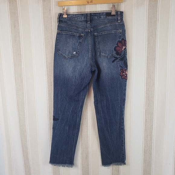 Abercrombie & Fitch Annie High Rise Girlfriend Jeans Blue Embroidered Size 26/2r - Picture 9 of 9
